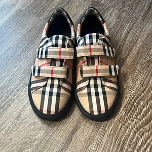 Slightly used size us 3 Burberry kids shoes